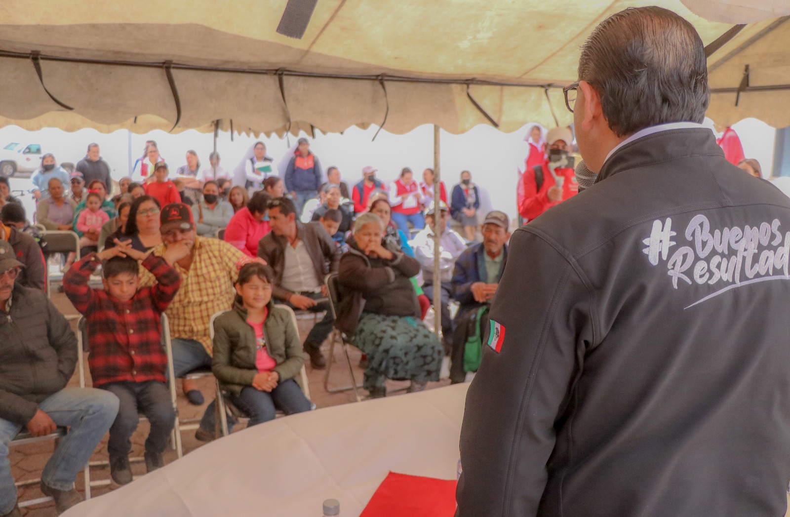 Entregan apoyos en Sombrerete