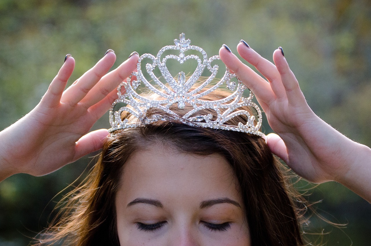 Buscan a la nueva reina de Pozo de Gamboa