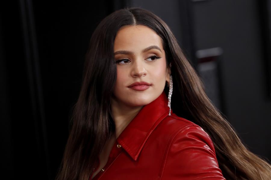 Rosalía será la próxima en dar megaconcierto en el Zócalo, revela Sheinbaum en TikTok