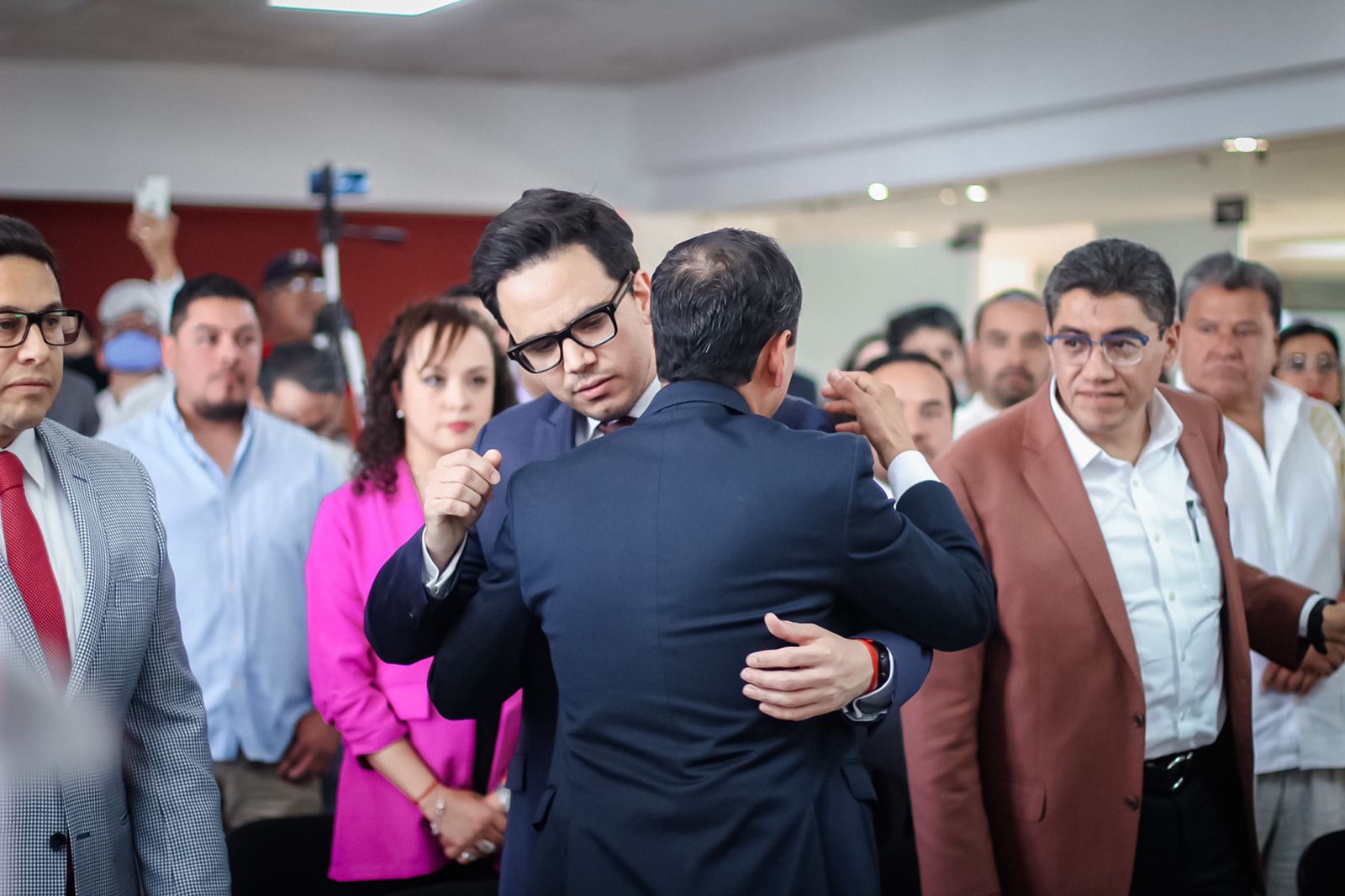 Dejan sin fuero a JCCH; asume Saldívar Alcalde