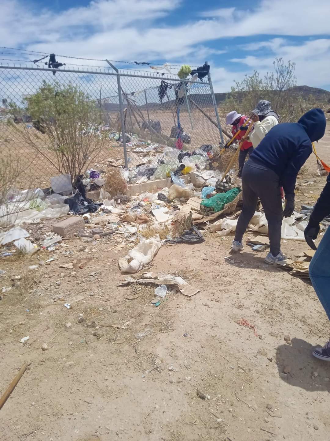 Reconocen labor del personal de Limpia en Pinos