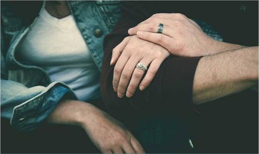 CNDH emite recomendación a 10 gobernadores por impedir casarse a personas con VIH