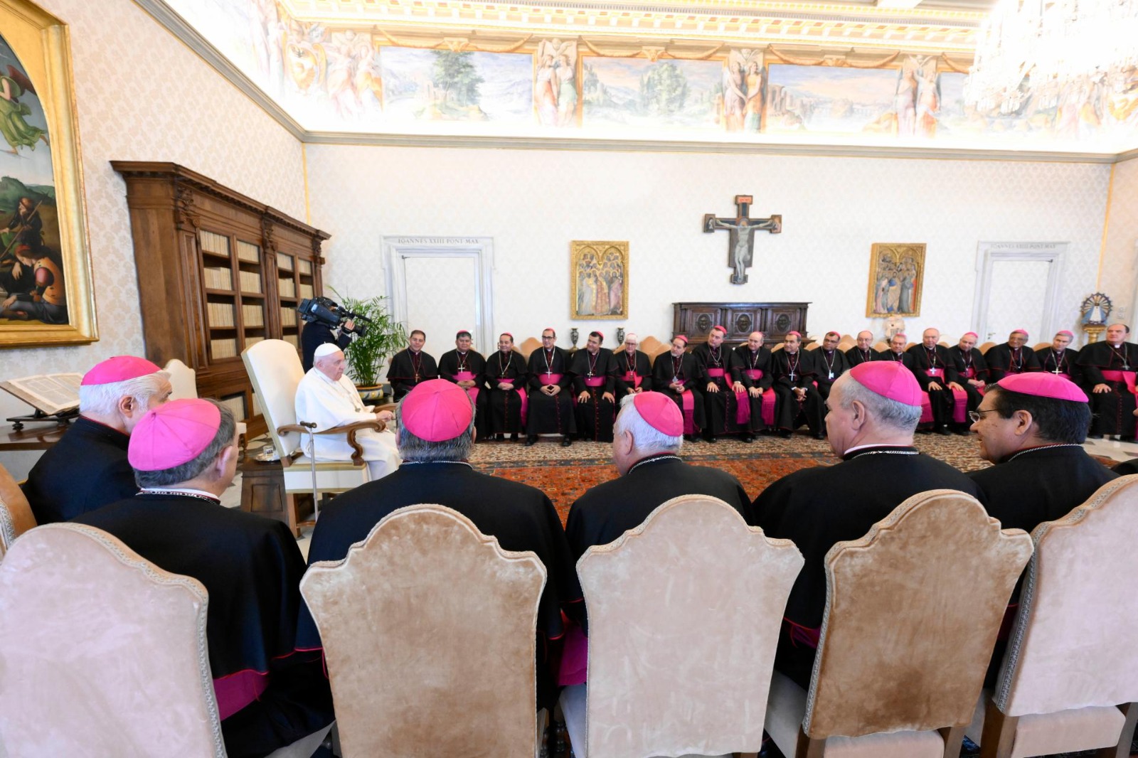 Papa Francisco aconseja a obispos mexicanos aplicar su concepto de «cuatro cercanías»