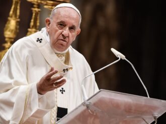 La pornografía es la comercialización más burda del amor: papa Francisco