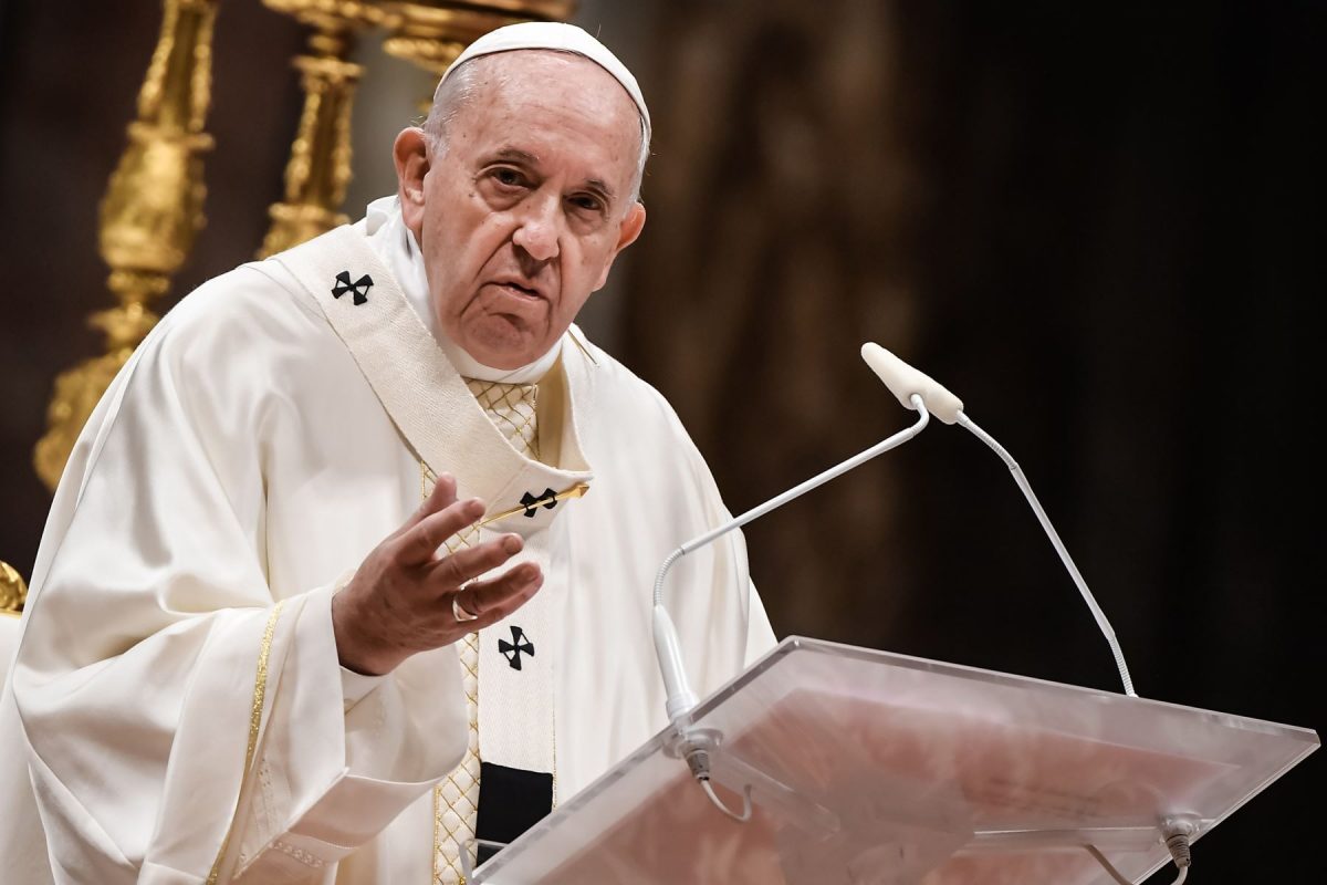 La pornografía es la comercialización más burda del amor: papa Francisco