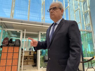 Denuncia el Issstezac a Marco Vinicio Flores