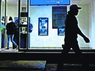 Alertan sobre nueva forma de fraude en cajeros automáticos