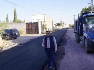 Pavimentan la calle Flores Muro