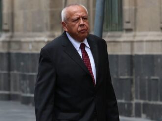 Vinculan a proceso a Francisco Garduño, tras incendio en Juárez que dejó 40 migrantes muertos