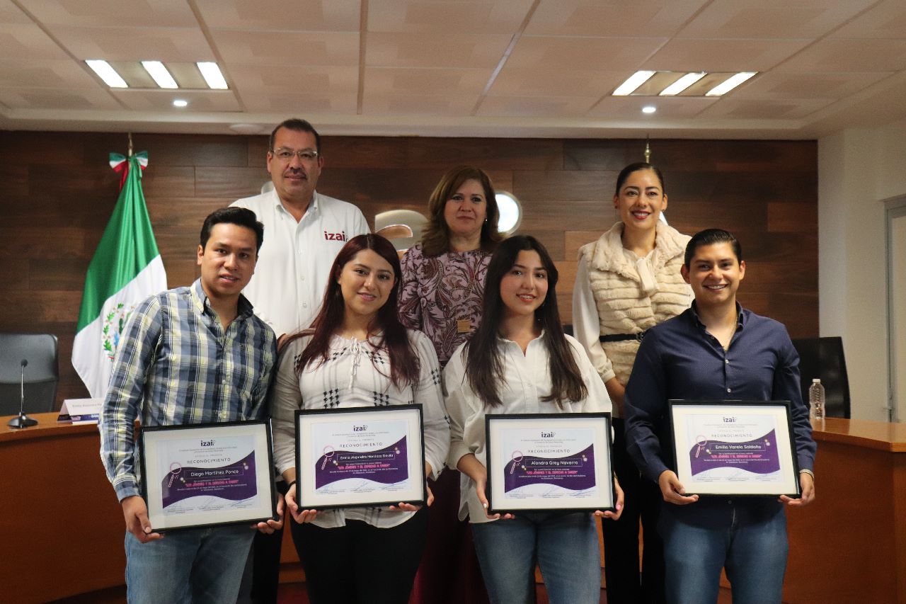 Analizan estudiantes importancia del acceso a la información pública