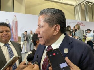 Sigue en el fondo; DMA el gobernador peor evaluado