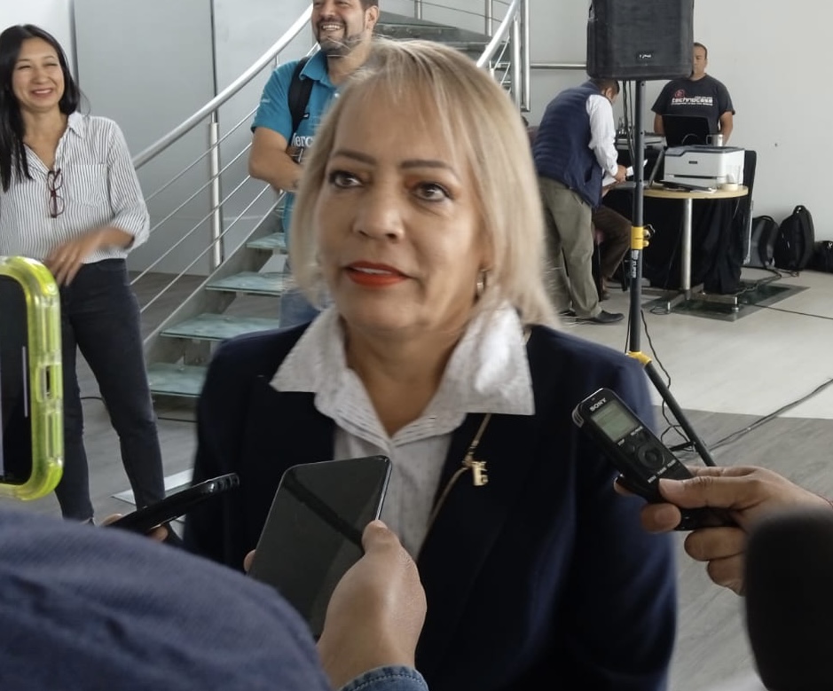 Analizan destitución de docentes por denuncias de abuso sexual