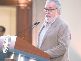 Lamenta CNDH presunto espionaje contra Alejandro Encinas