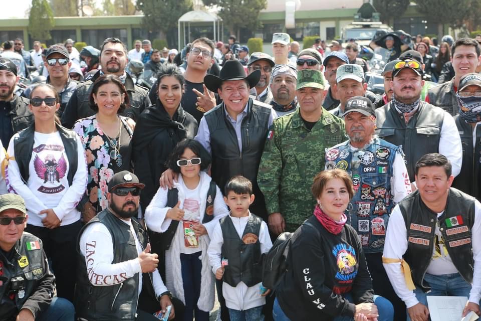 Realizan tercera Rodada Motociclista Bicentenario del Heroico Colegio Militar