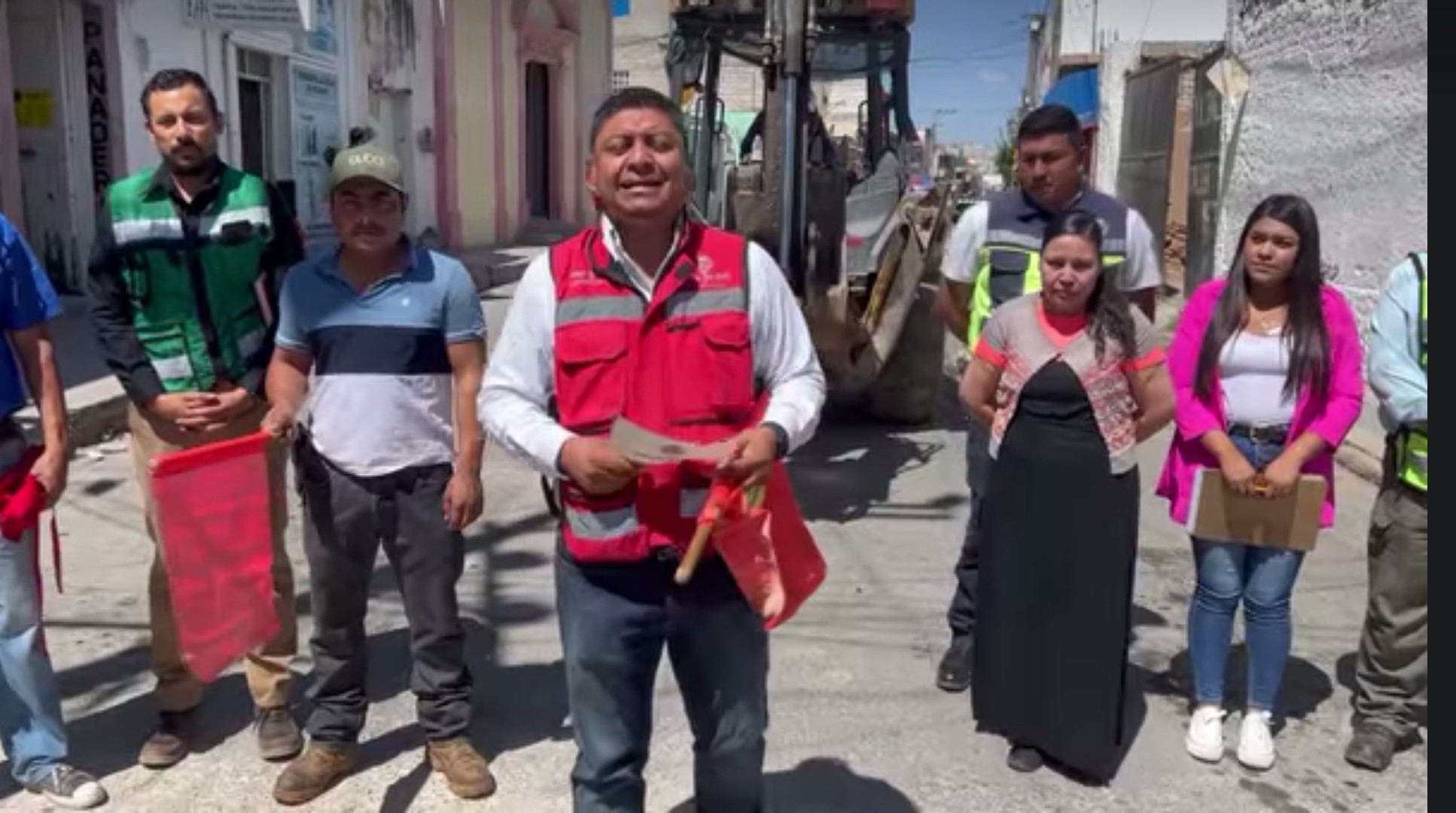 Inicia pavimentación de la calle Hidalgo