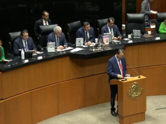 Entre amenazas y acusaciones, Congreso debate decisión de la Corte sobre plan B