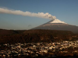 Alerta volcánica de El Popo sigue en aumento 