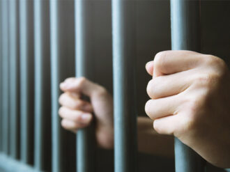 Sentencian a Roxana Ruiz a más de 6 años de prisión por asesinar a su agresor en el Edomex