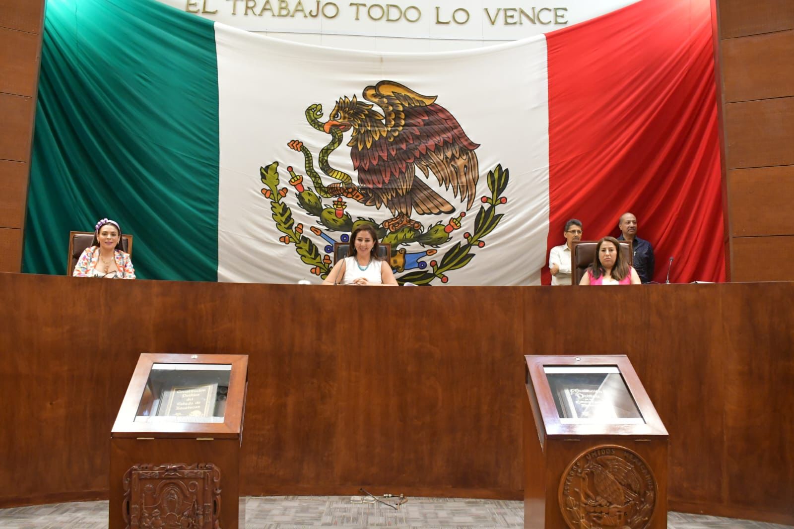 Proponen hacer uso del Fafef para aliviar pago de pensiones 