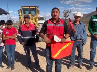 Rehabilitan terracería a Sarteneja