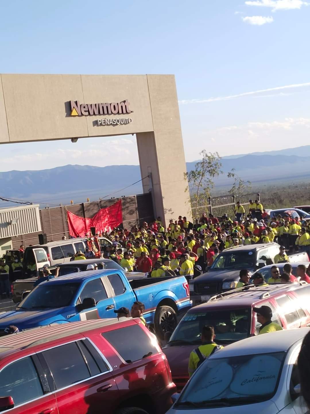 Aseguran mineros de Peñasquito que no desistirán de la huelga