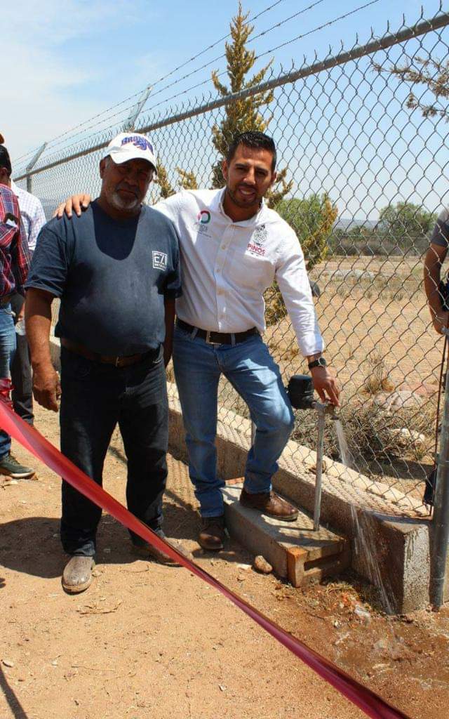 Entregan obras en El Terrero