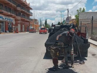 Atienden calles de Juan Aldama 