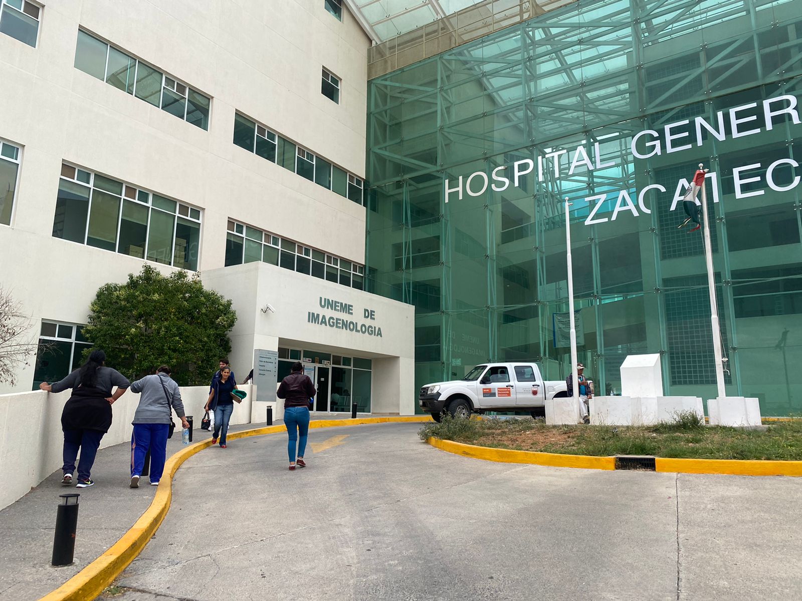 Desmienten pacientes del HGZ al gober; es excelente el trato del Sntsa, aseguran