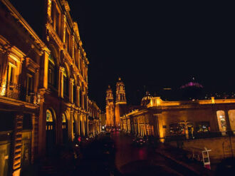 Ladrones se hacen pasar por turistas en el Centro Histórico