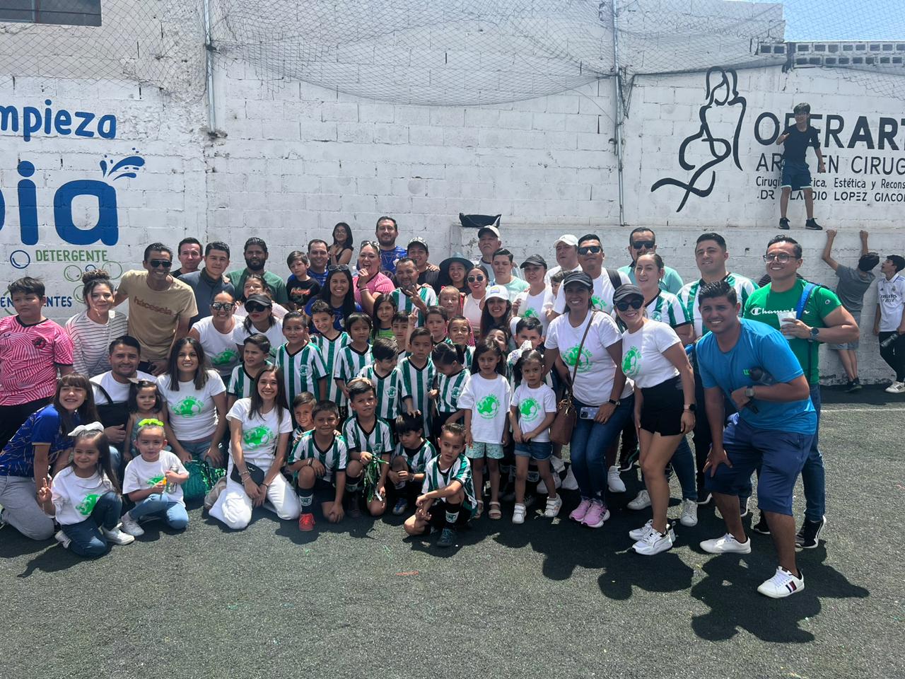 León 400 se lleva el título de la 2016 y menores