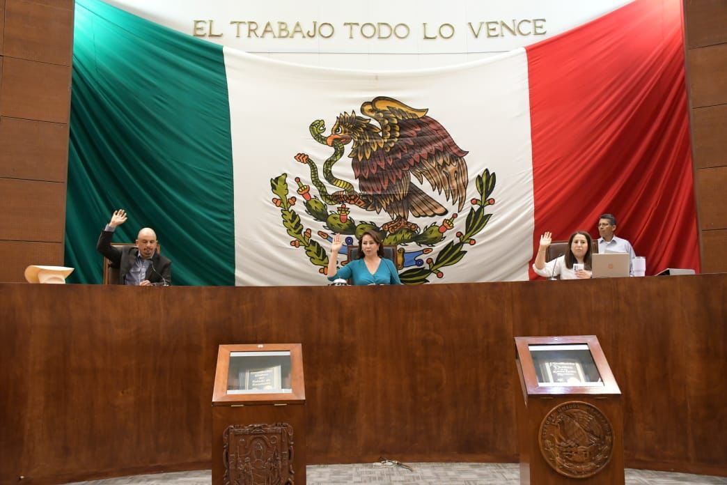 Forman comisión para atender crisis del Issstezac