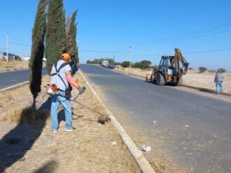 Se unen para limpiar vialidades