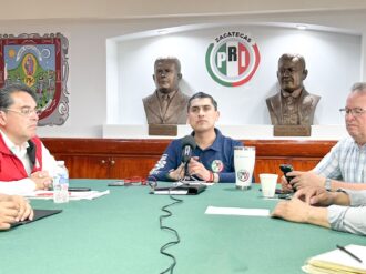 Pide Carlos Peña se privilegie la identidad y orgullo priista