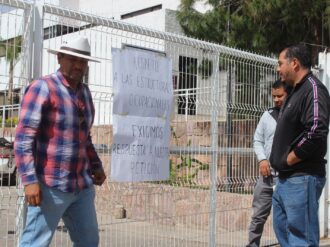 Otra vez toman la Seduzac; exigen vacantes