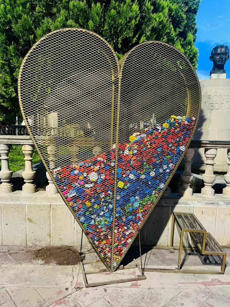 Reconocen a DIF de Río Grande por donación de tapitas 