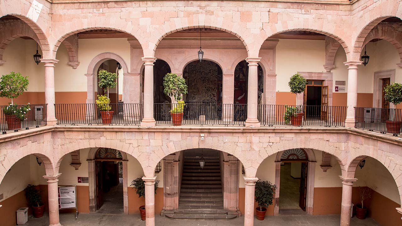 Convertirán en museo el Palacio de Gobierno