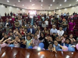 Estimula el Sntsa el estudio con entrega de becas