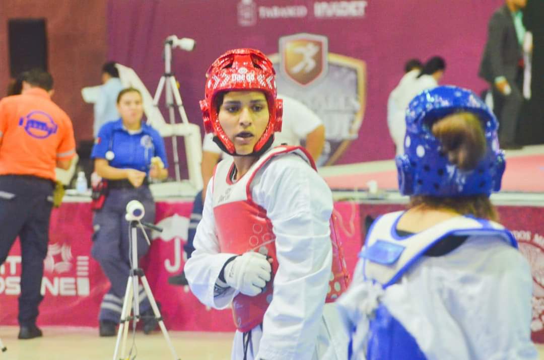 Bronce para María de los Ángeles Longoria