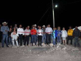 Mejoran servicios básicos en El Mezquite, Pinos