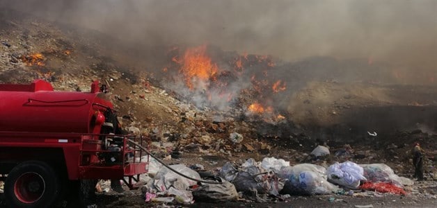 Persisten quemas internas en el relleno sanitario de la Jioresa