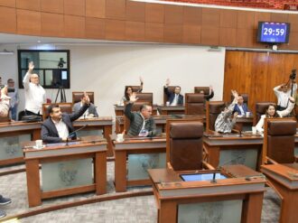 Legisladores, sin ponerse de acuerdo sobre listas abiertas para diputaciones