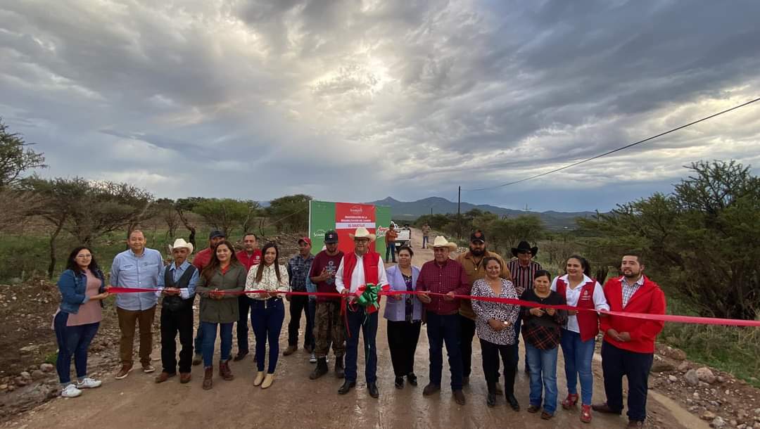 Rehabilita Alan Murillo camino El Saucillo-San Rafael