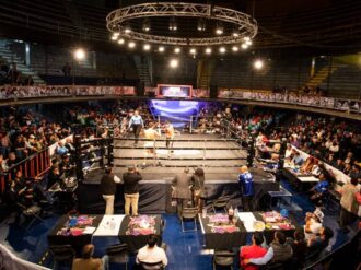 Regresa con éxito el box a la Arena Coliseo   