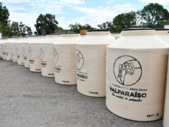 Realizan segunda entrega de ecotecnias