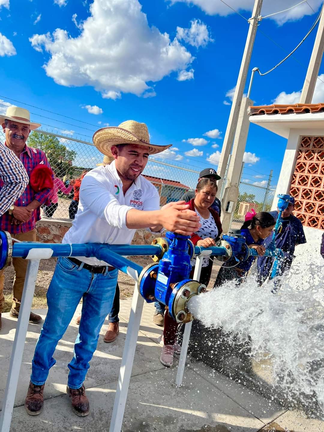 Llevarán agua potable a tres comunidades 