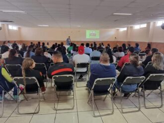Capacita Salomon Pendleton a burócratas de Sombrerete