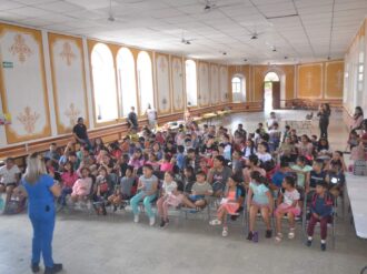 Abordan temas de salud en cursos de verano