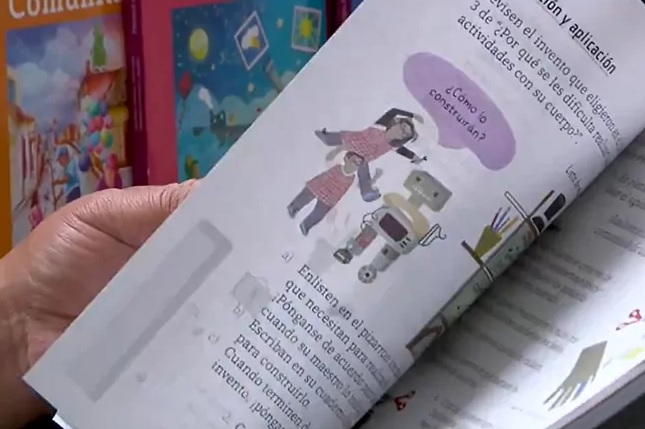 Llega a la SCJN la polémica por libros de texto
