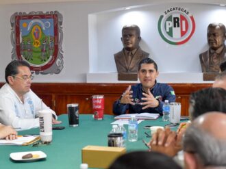 Termina el PRI registros para el Frente Amplio por México