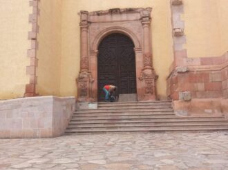 Rehabilitan iluminación escénica en la parroquia de Santo Domingo de Guzmán 
